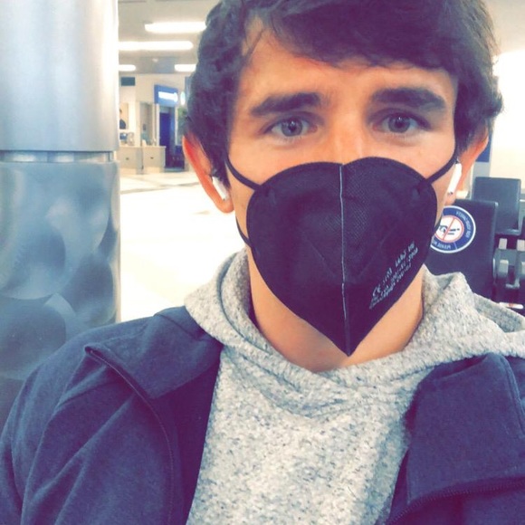 Meet your Posher, Sergi - Picture 1 of 1